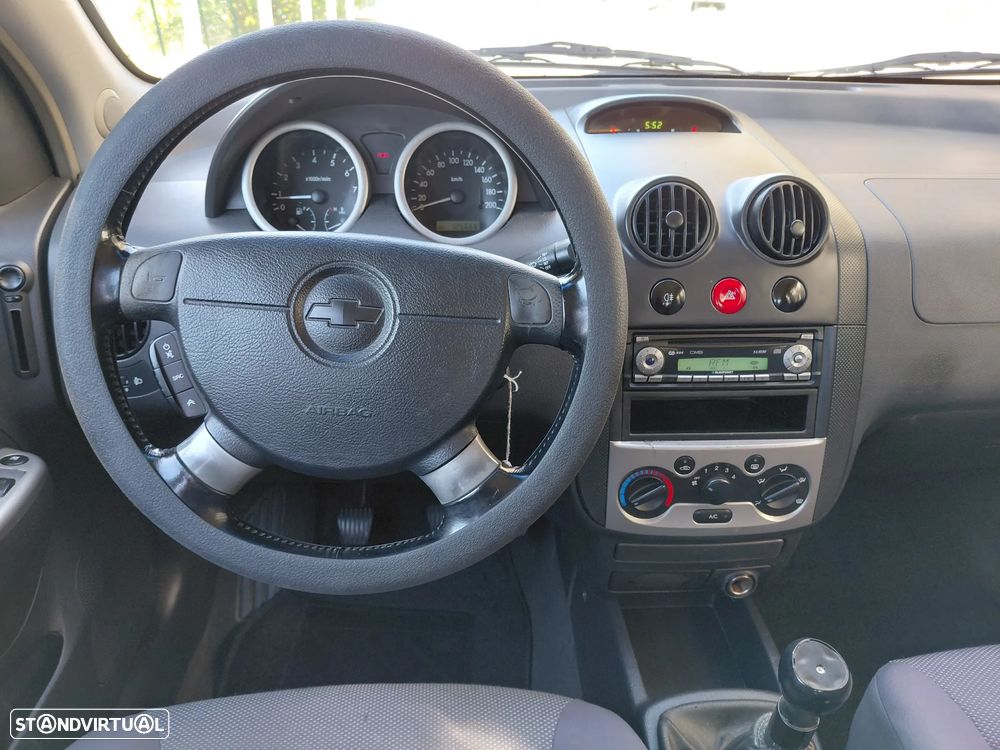 Chevrolet Kalos 1.2 SE AC - 28