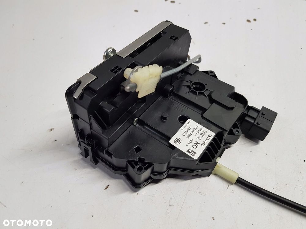 zamek drzwi prawy przód Opel Corsa E 6 PIN - 2