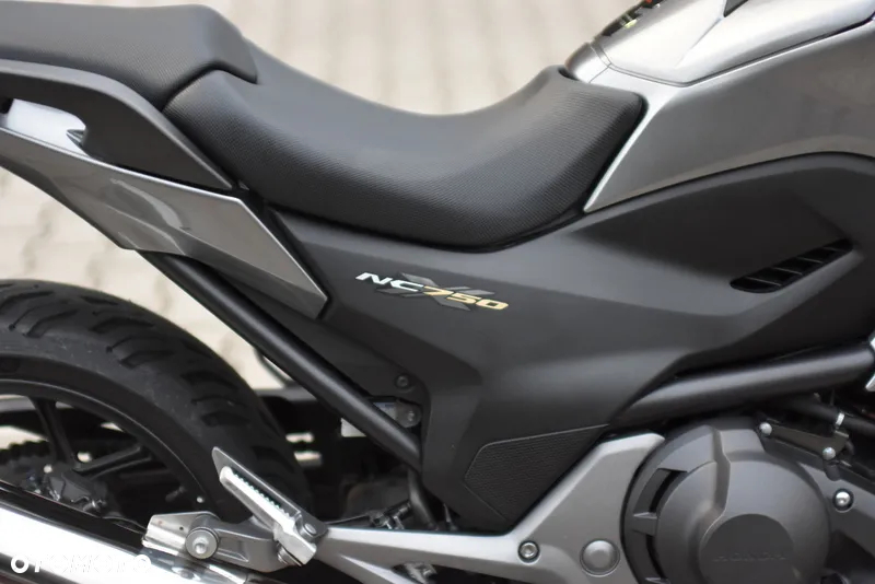 Honda NC - 12
