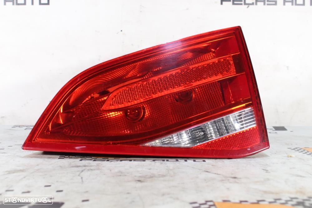 Farolim Direito Audi A4 (8K2, B8)  8K5945094d / Mala Passageiro Sedan