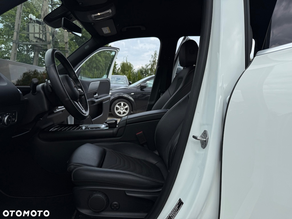 Mercedes-Benz GLB 200 d 8G-DCT - 27