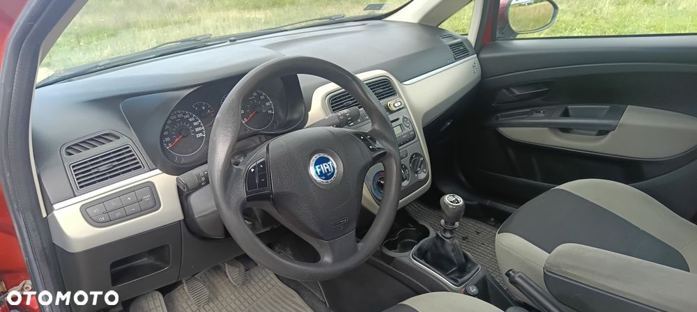 Fiat Grande Punto - 5