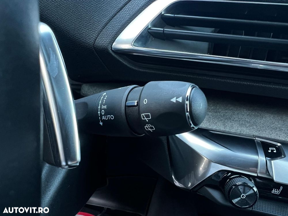Peugeot 3008 PureTech 130 Stop & Start GPF EAT8 GT - 32