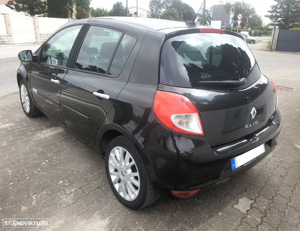 Renault Clio 1.5 dCi Dynamique S - 44