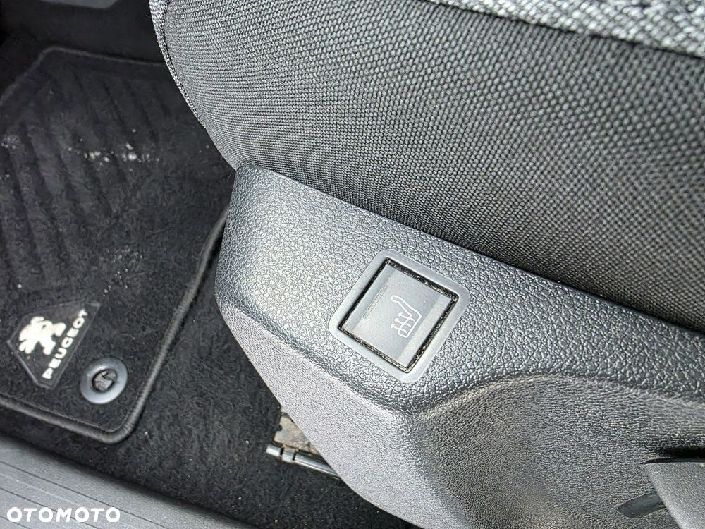 Peugeot Rifter 1.5 BlueHDI Allure S&S - 17