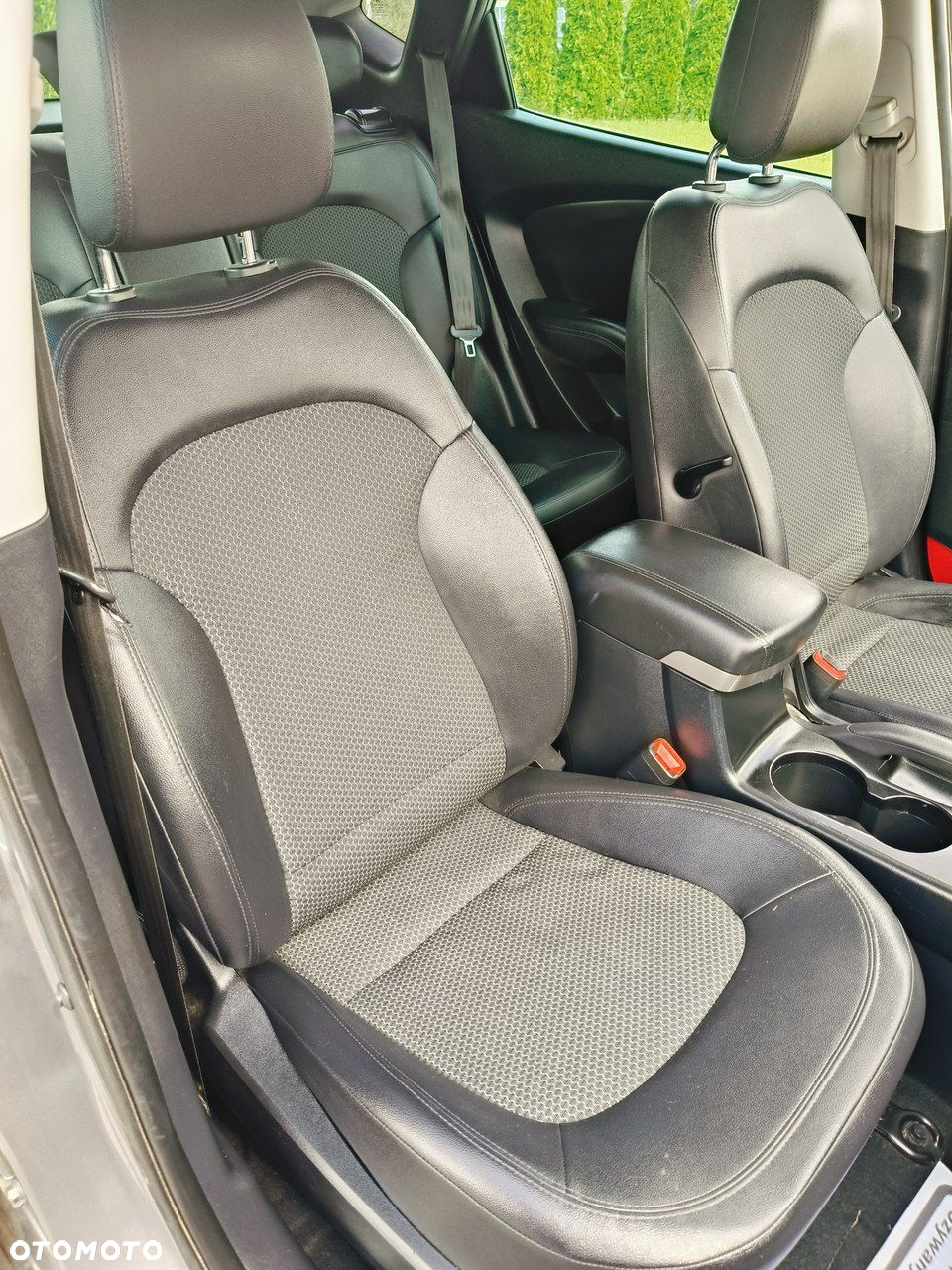 Hyundai ix35 - 23