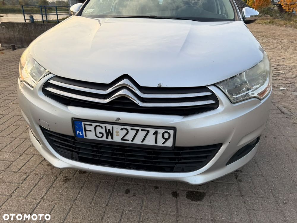Citroen C4 2012 photo 5