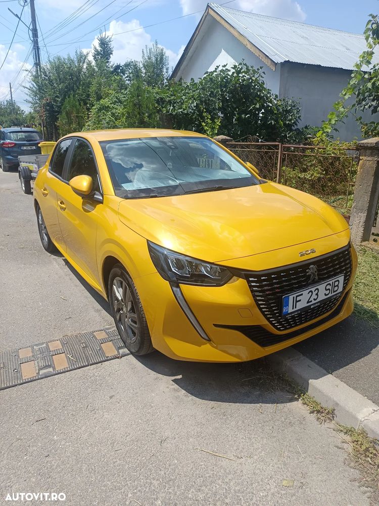 Peugeot 208 - 3
