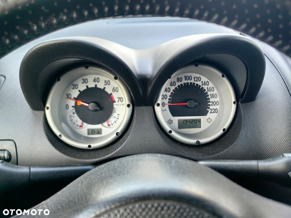 Volkswagen Lupo - 13