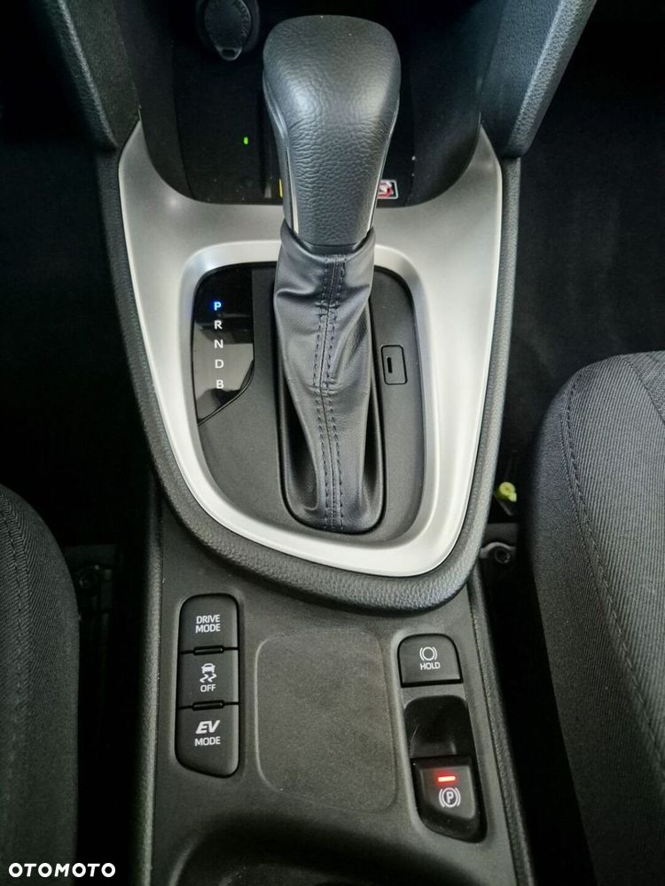 Toyota Yaris Cross Hybrid 1.5 Comfort - 18