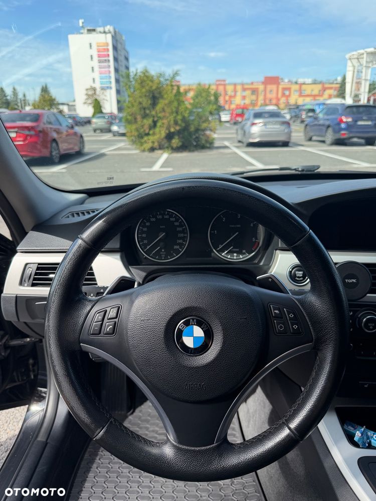 BMW Seria 3 320d - 16