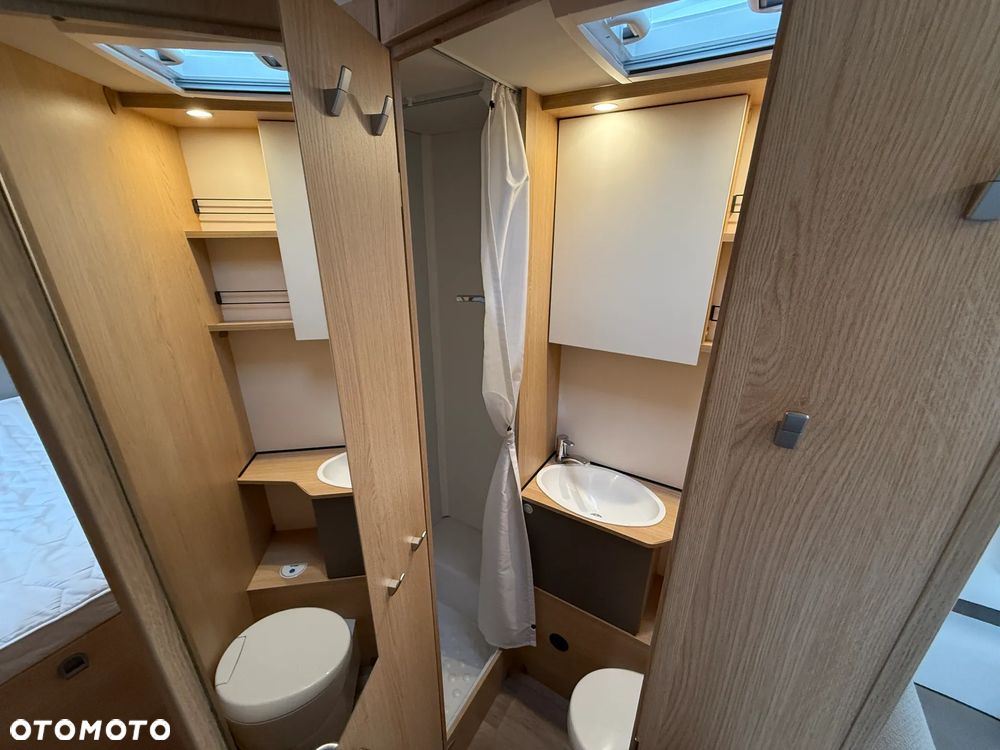 LMC Tourer A690 6OS 140KM FV23% WCC - 18