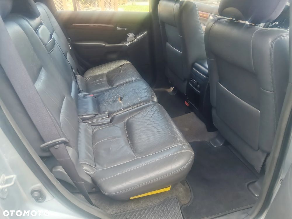 Toyota Land Cruiser - 24