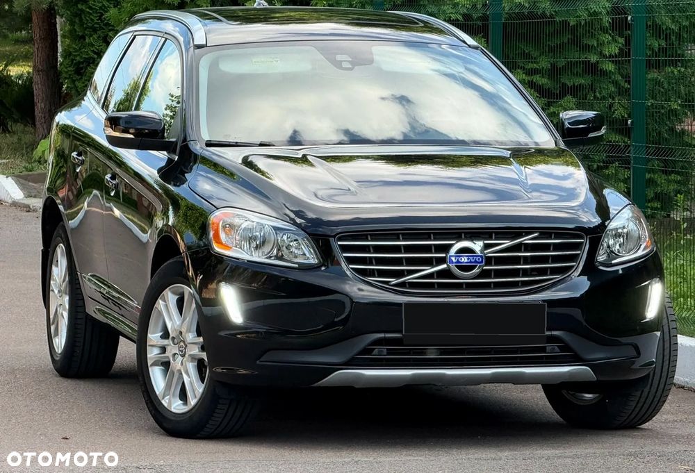 Volvo XC 60 T5 AWD Drive-E Momentum - 2