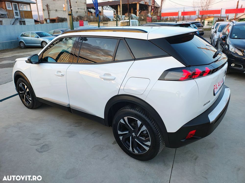 Peugeot 2008 PureTech 100 Stop&Start Allure - 4