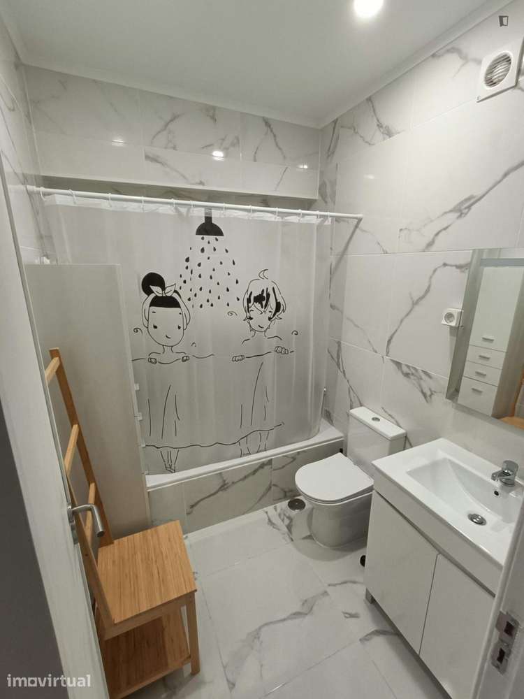 Quarto - localizado em Lisbon - Grande imagem: 4/10