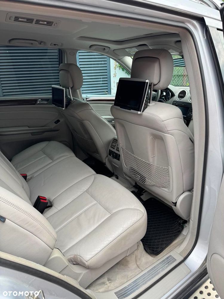 Mercedes-Benz GL - 7