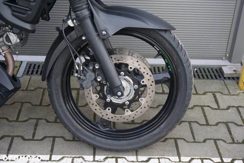 Suzuki V-STROM - 19