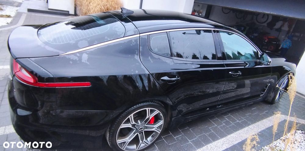 Kia Stinger 3.3 T-GDI AWD GT - 6