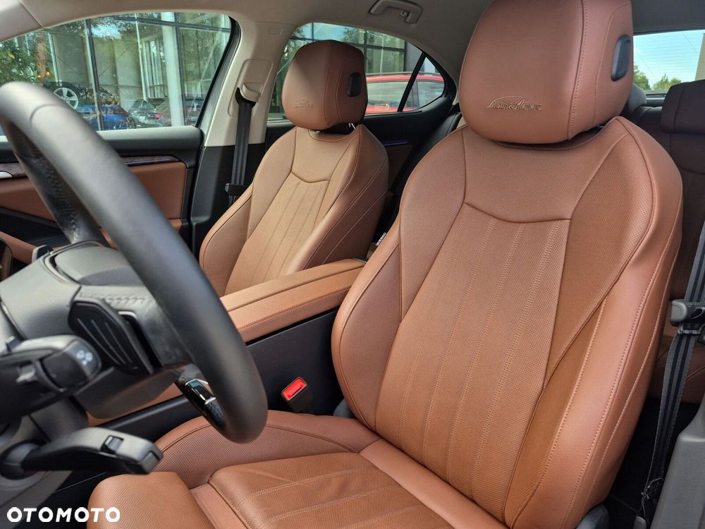 Skoda Superb 2.0 TSI 4x4 L&K DSG - 11