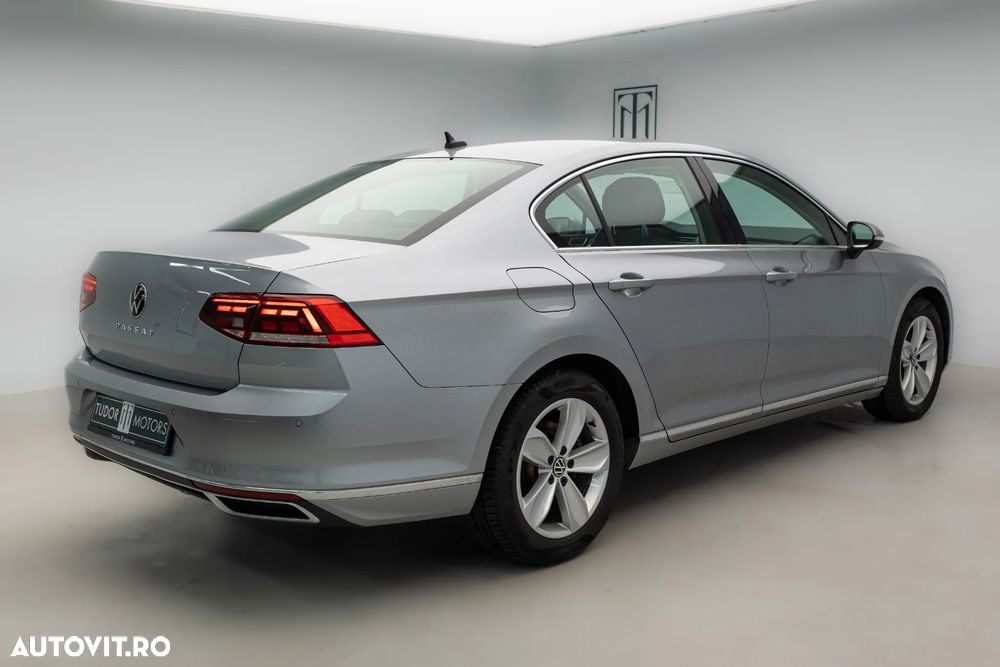 Volkswagen Passat 2.0 TDI DSG Advance - 11