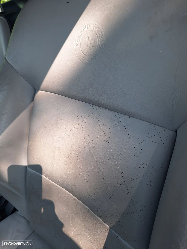 Peugeot 207 CC - 15