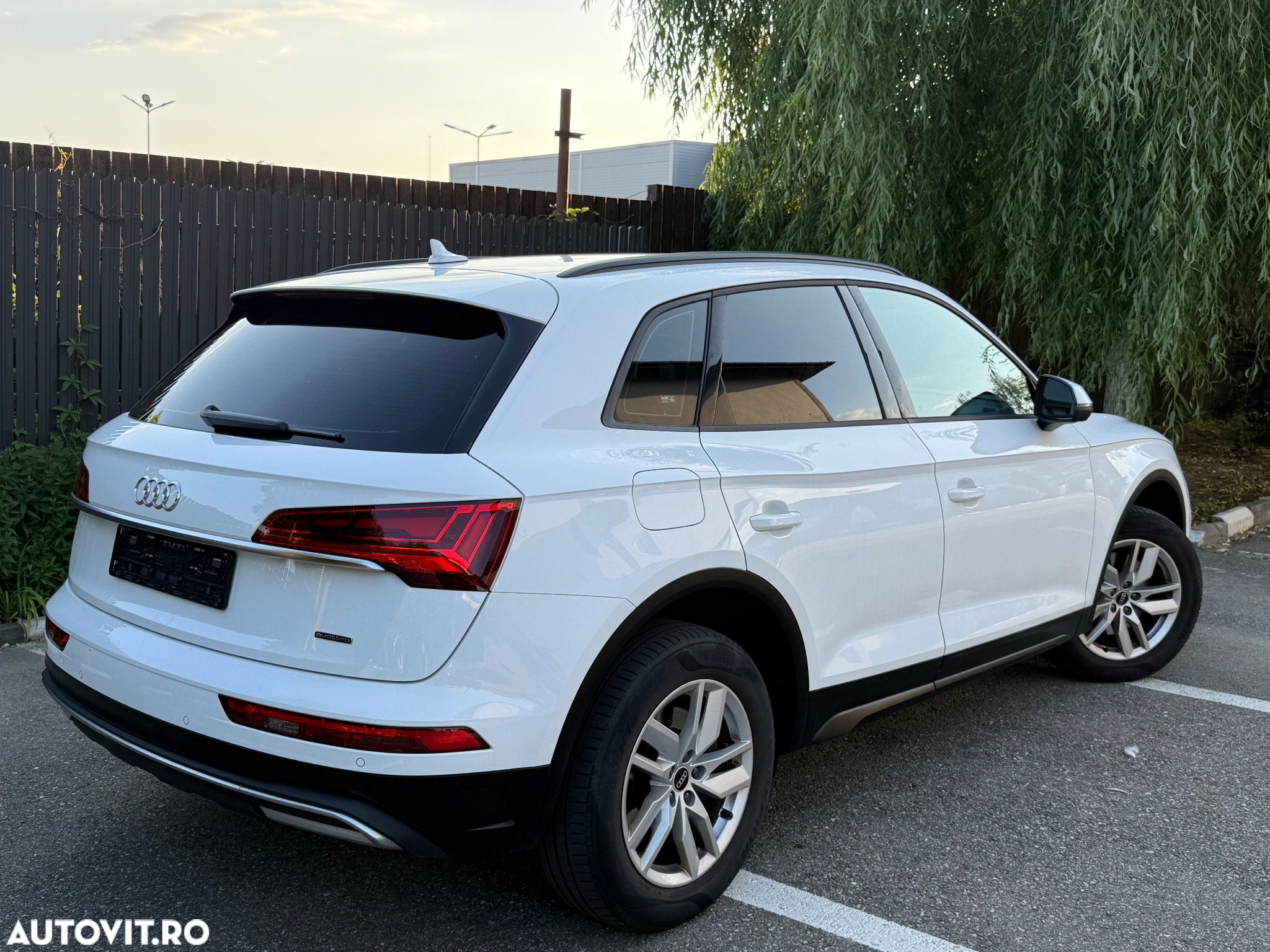 Audi Q5 50 TFSIe quattro S tronic - 4