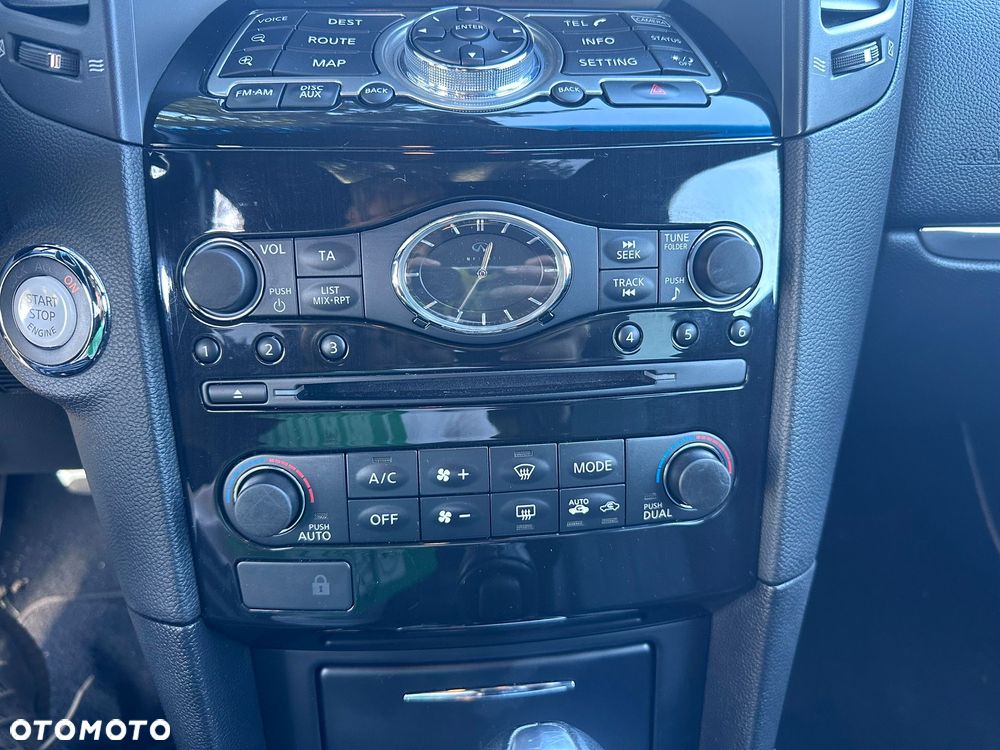 Infiniti QX70 3.0d GT Premium - 18