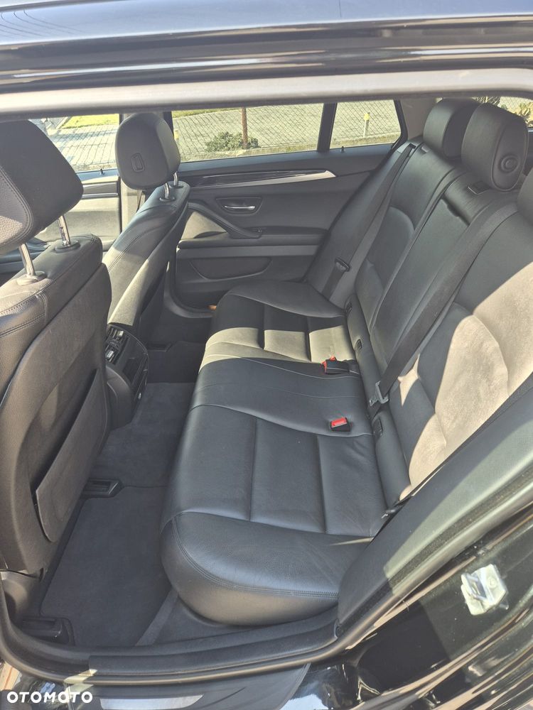 BMW Seria 5 520d xDrive Luxury Line - 15