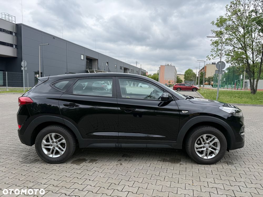 Hyundai Tucson blue 1.6 GDi 2WD Advantage - 12