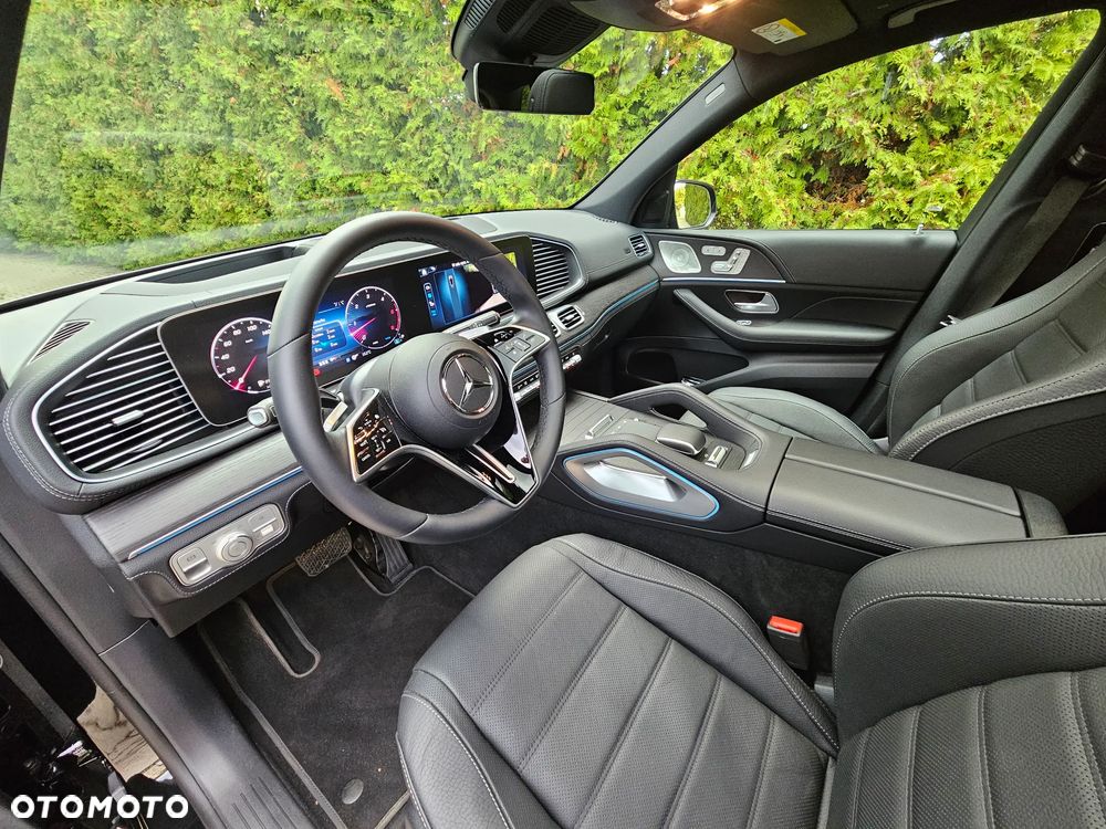 Mercedes-Benz GLE - 29