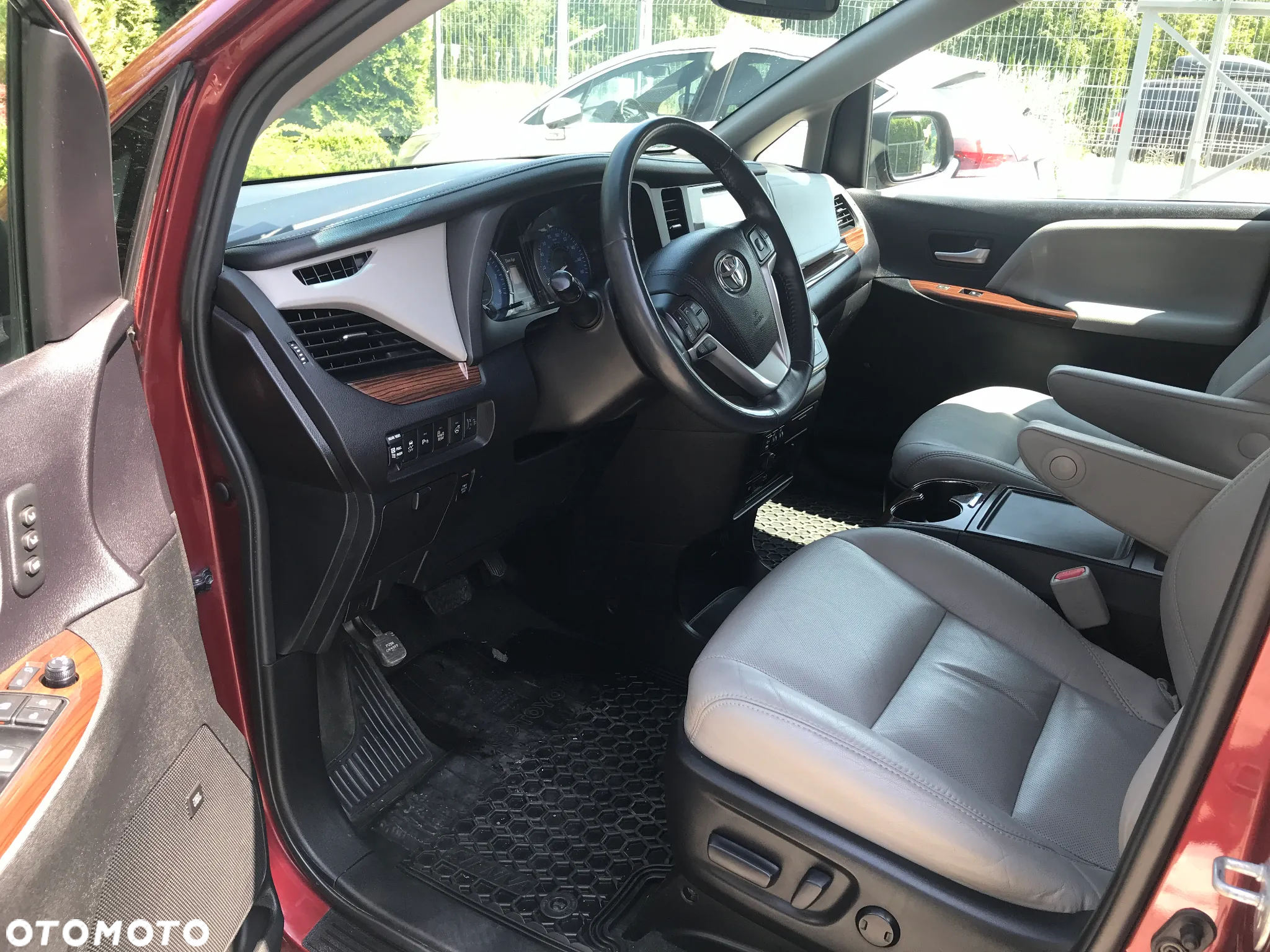 Toyota Sienna 3.5 V6 Limited AWD - 12