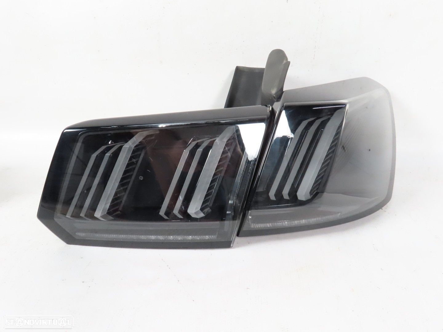 Conjunto farolins Trás Seminovo/ Original PEUGEOT 3008 SUV (M_) 9836231280 / 983... - 5