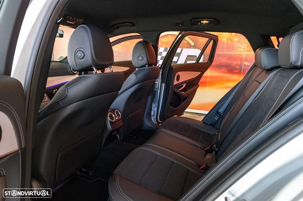 Mercedes-Benz E 220 d AMG Line 7L - 25