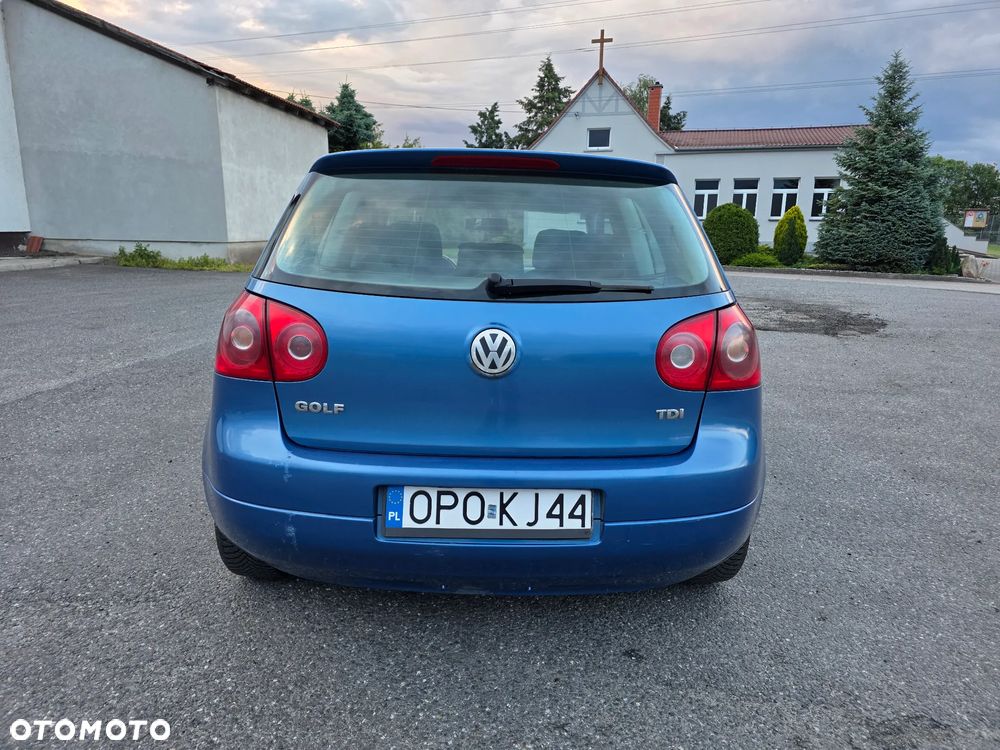 Volkswagen Golf - 9