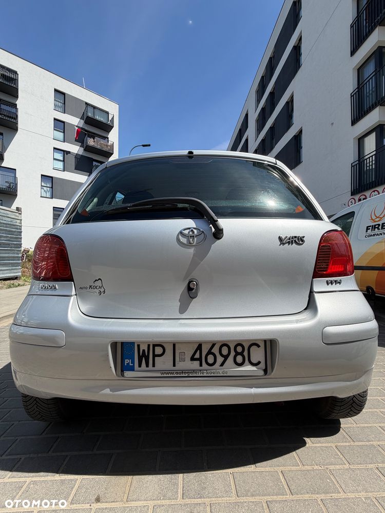 Toyota Yaris 1.3 VVT-i Sol - 9