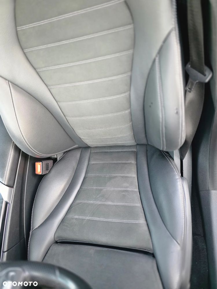 Mercedes-Benz Klasa C 220 d 4MATIC 9G-TRONIC - 11