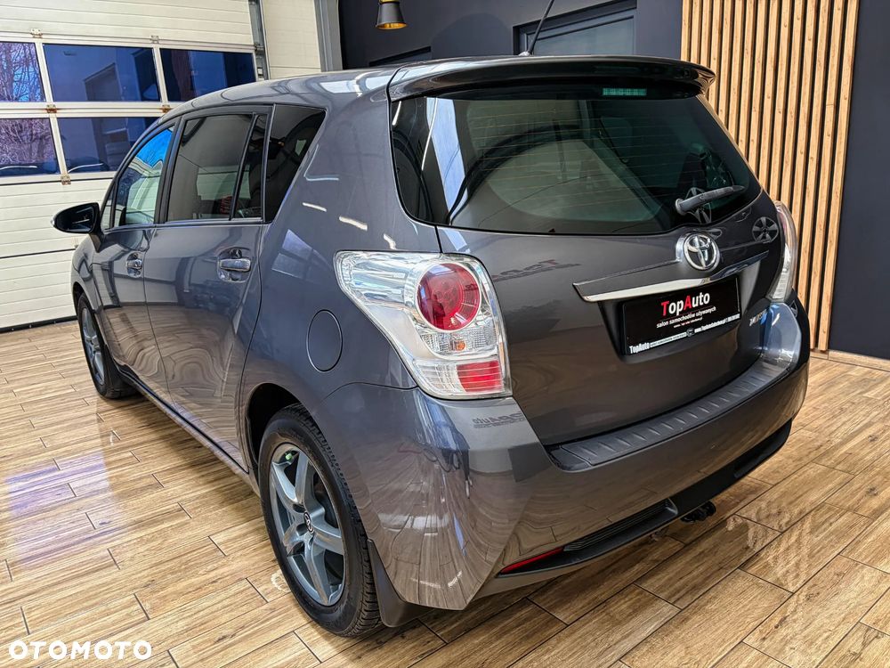 Toyota Verso - 10