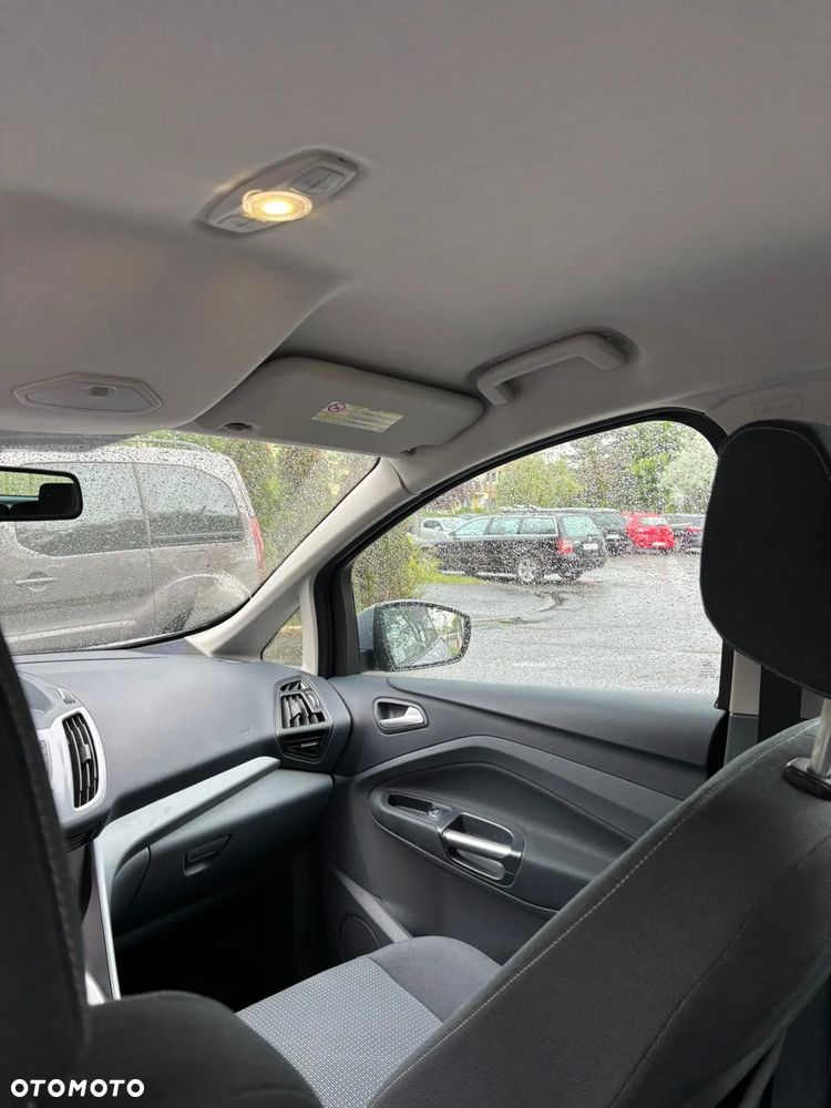 Ford C-MAX 2.0 TDCi Trend MPS6 - 12