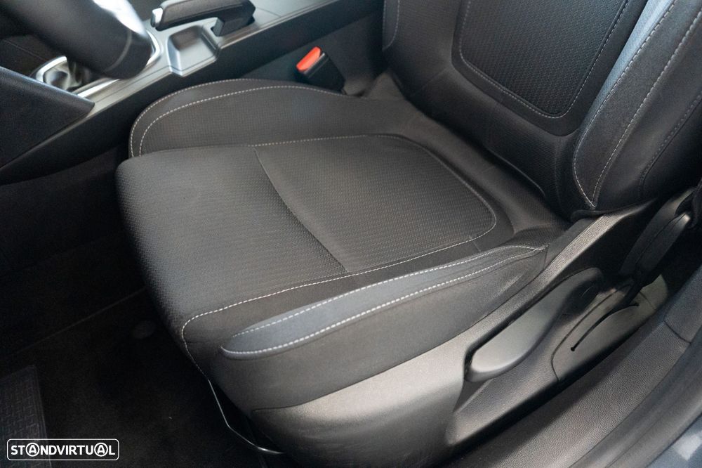 Renault Mégane 1.5 Blue dCi Limited - 10
