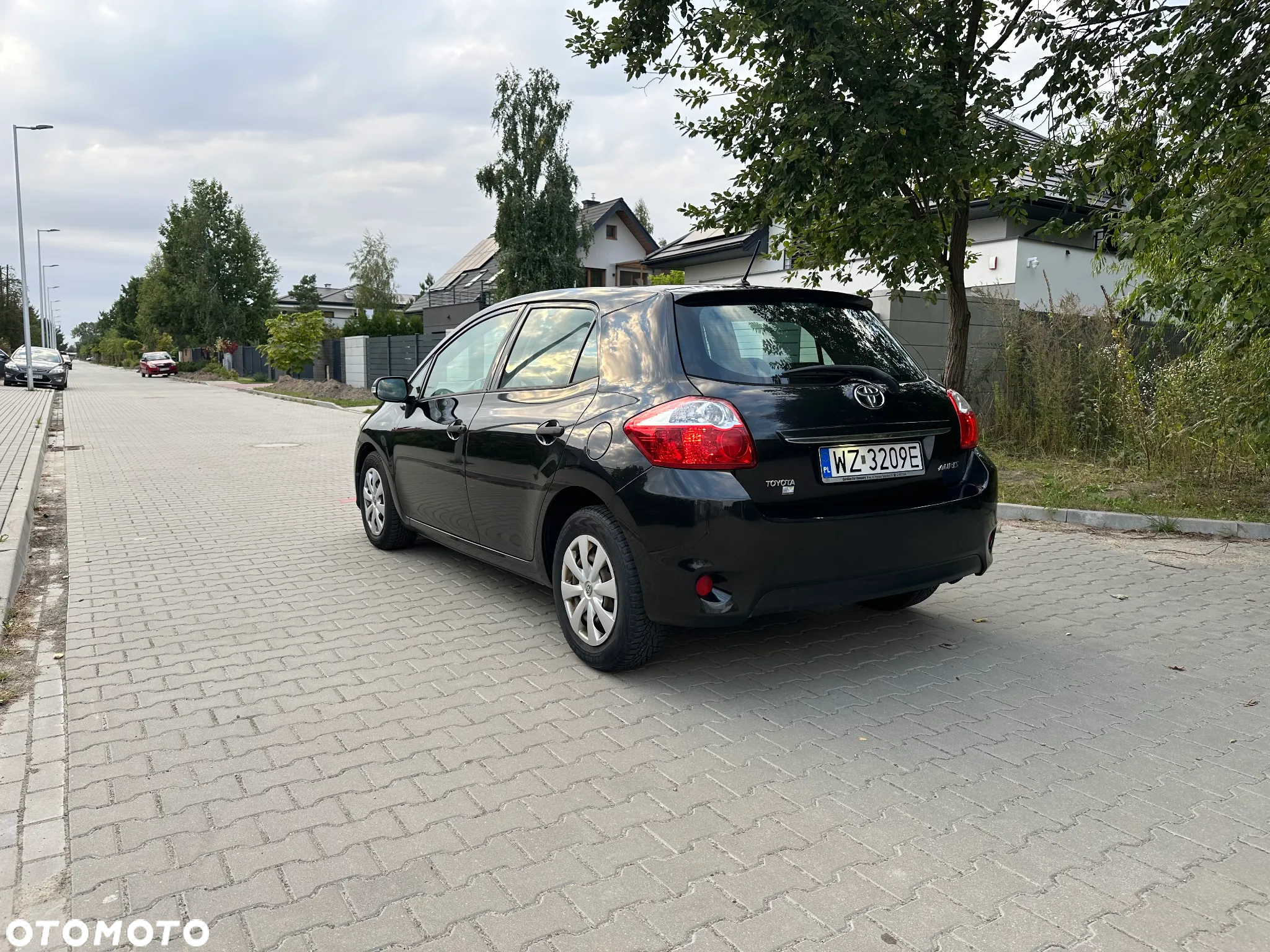 Toyota Auris 1.33 VVT-i Terra - 11