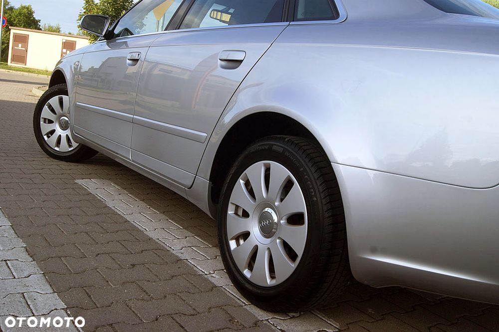 Audi A4 Limousine - 22