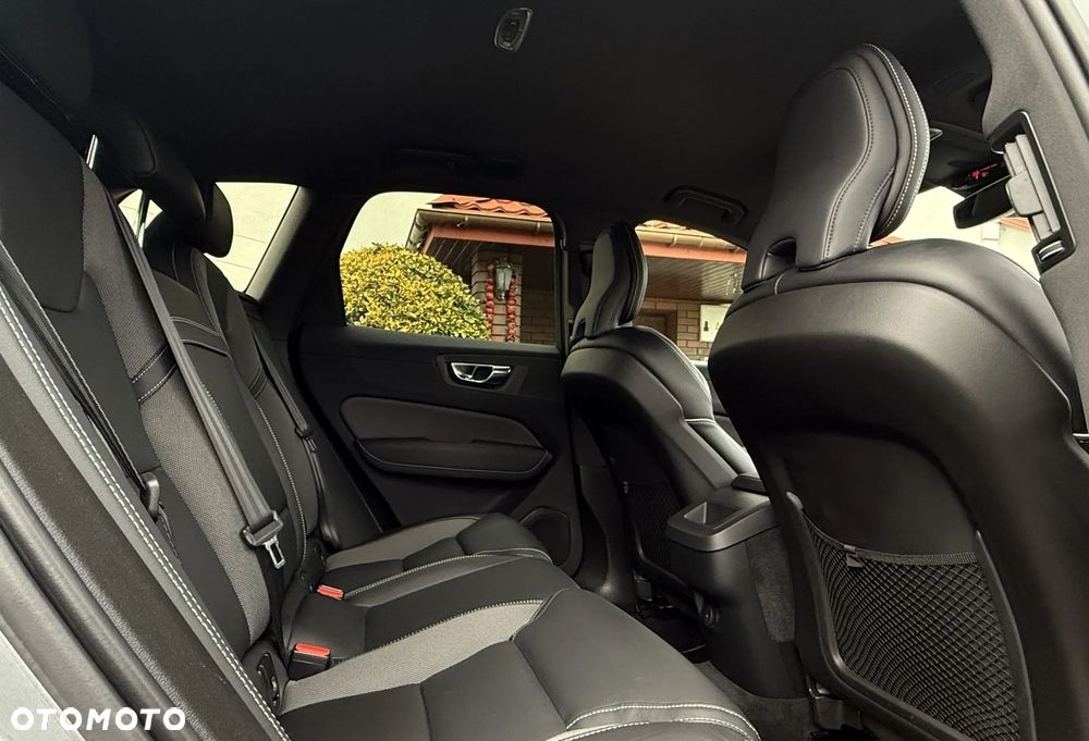 Volvo XC 60 B4 B Geartronic RDesign - 11