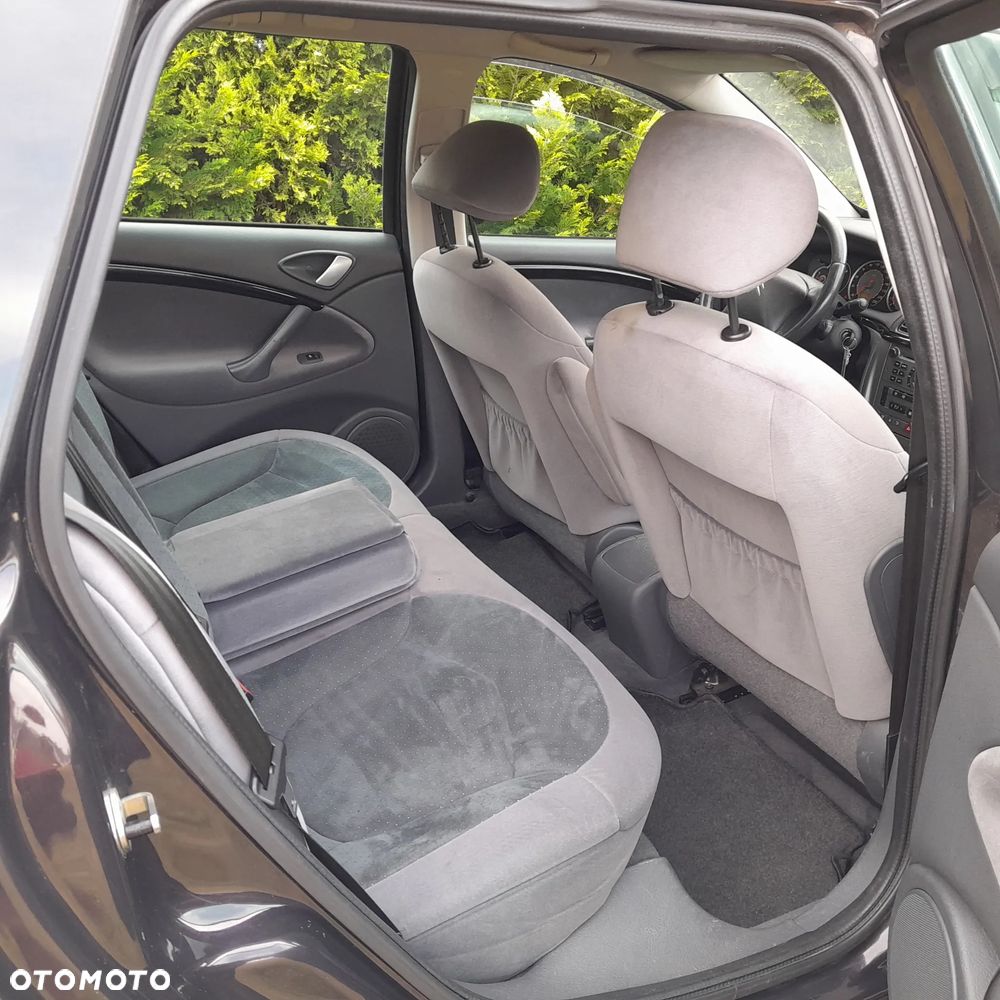 Citroën C5 2.0 16V Exclusive - 15