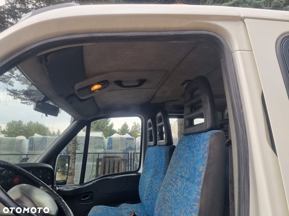 Iveco Daily Stan Bardzo dobry bliżniak Doka 7 osobowa - 20