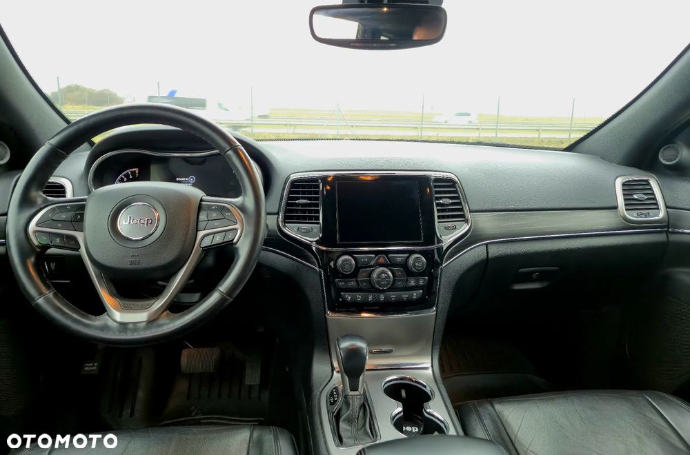 Jeep Grand Cherokee - 10