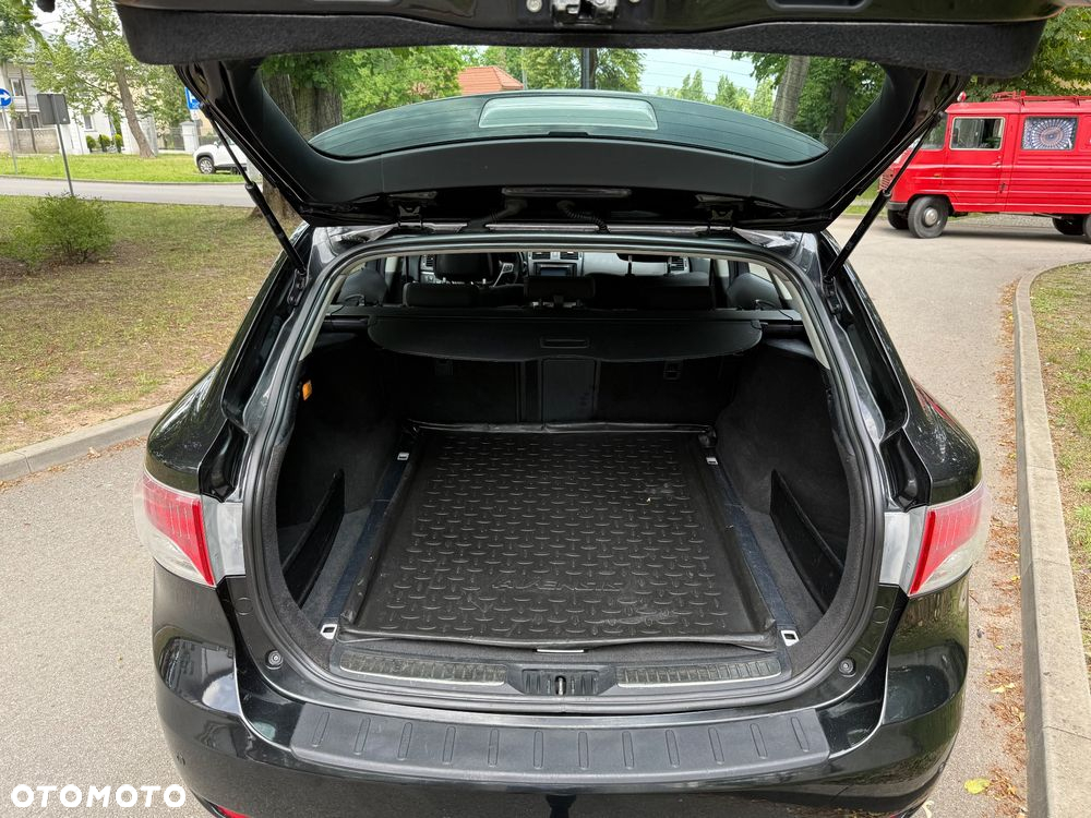 Toyota Avensis 2.0 Prestige NAVI - 24