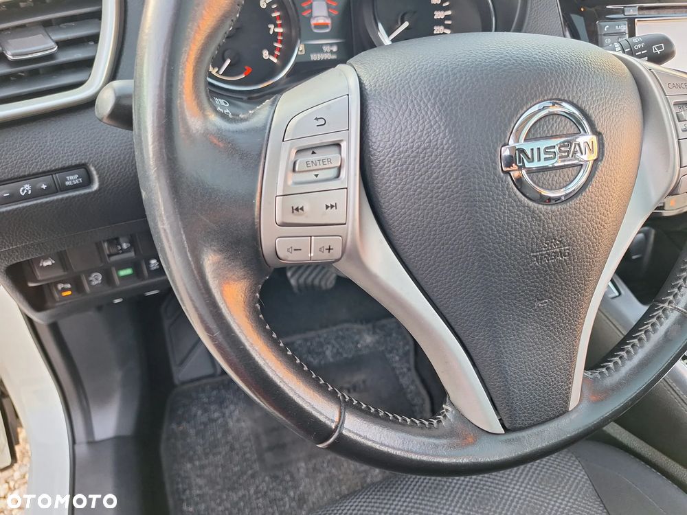 Nissan Qashqai 1.2 DIG-T Xtronic TEKNA - 22