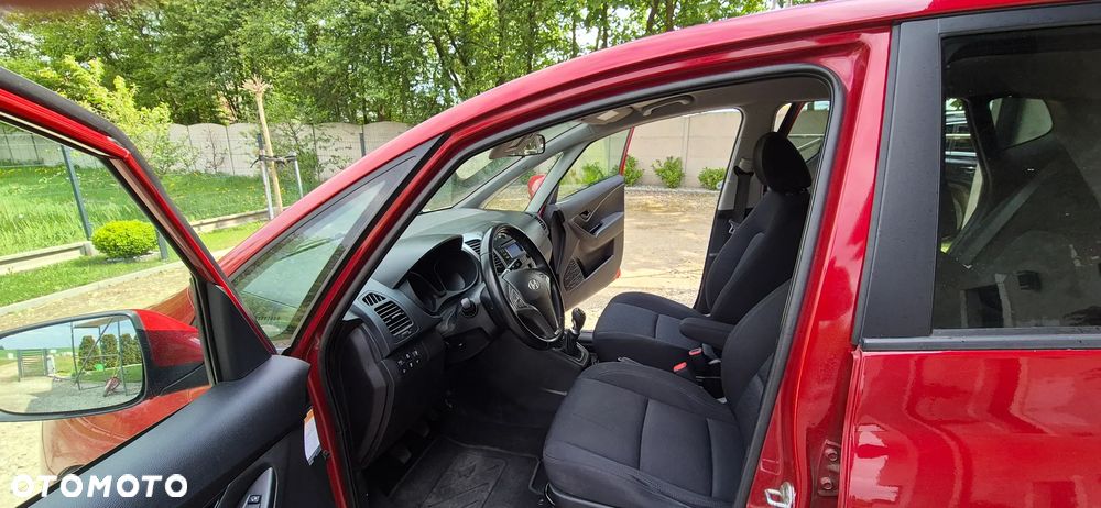 Hyundai ix20 - 12