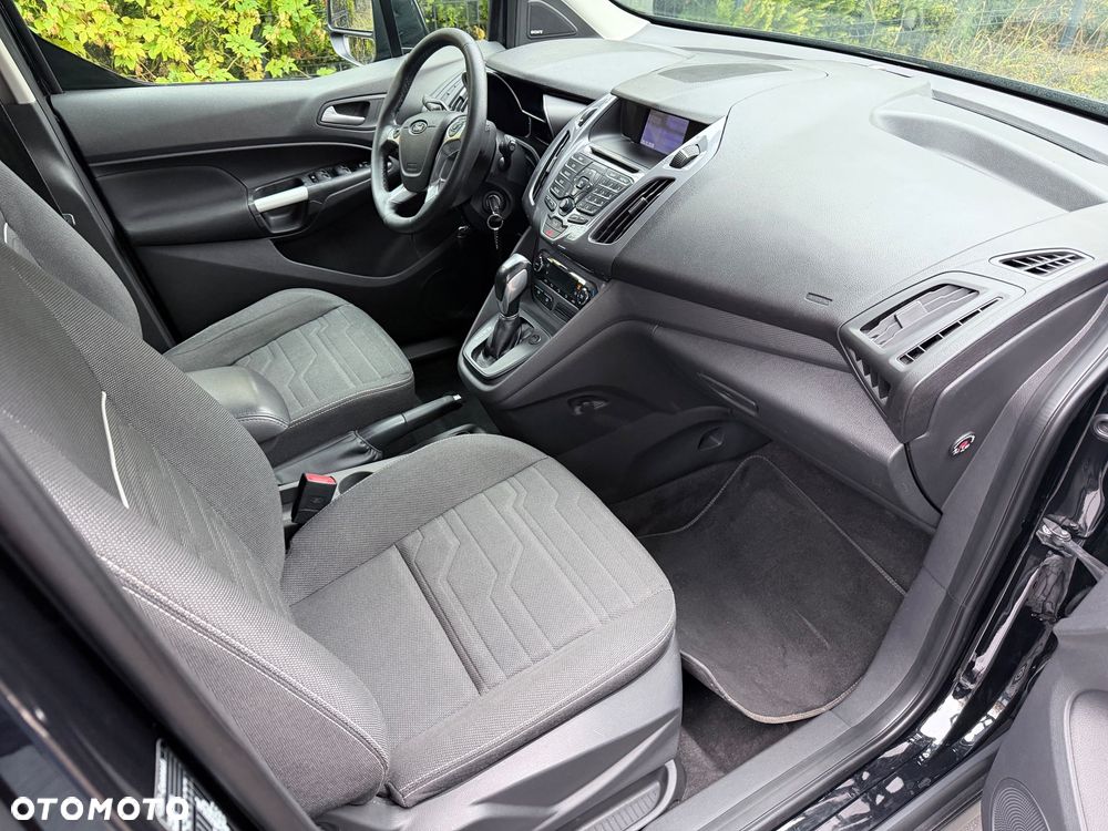 Ford Tourneo Connect 1.6 EcoBoost Titanium - 19